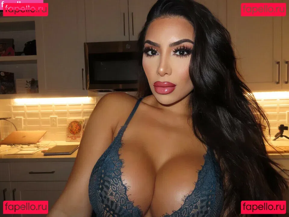 Ana Lozano Onlyfans Photo Gallery 