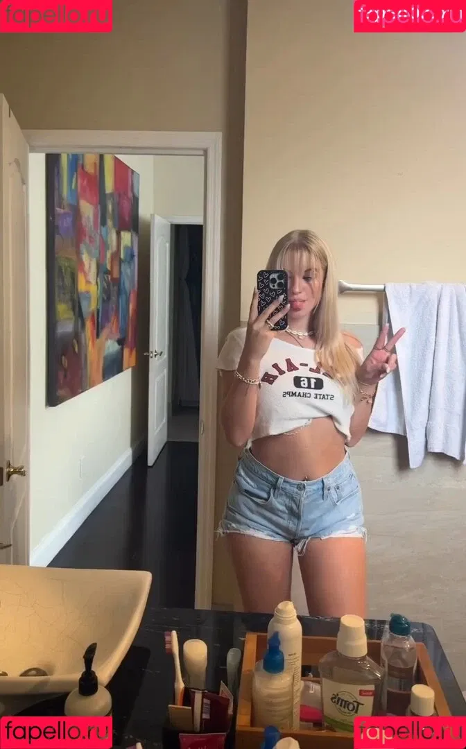 Caal.me.annaa Onlyfans Photo Gallery 