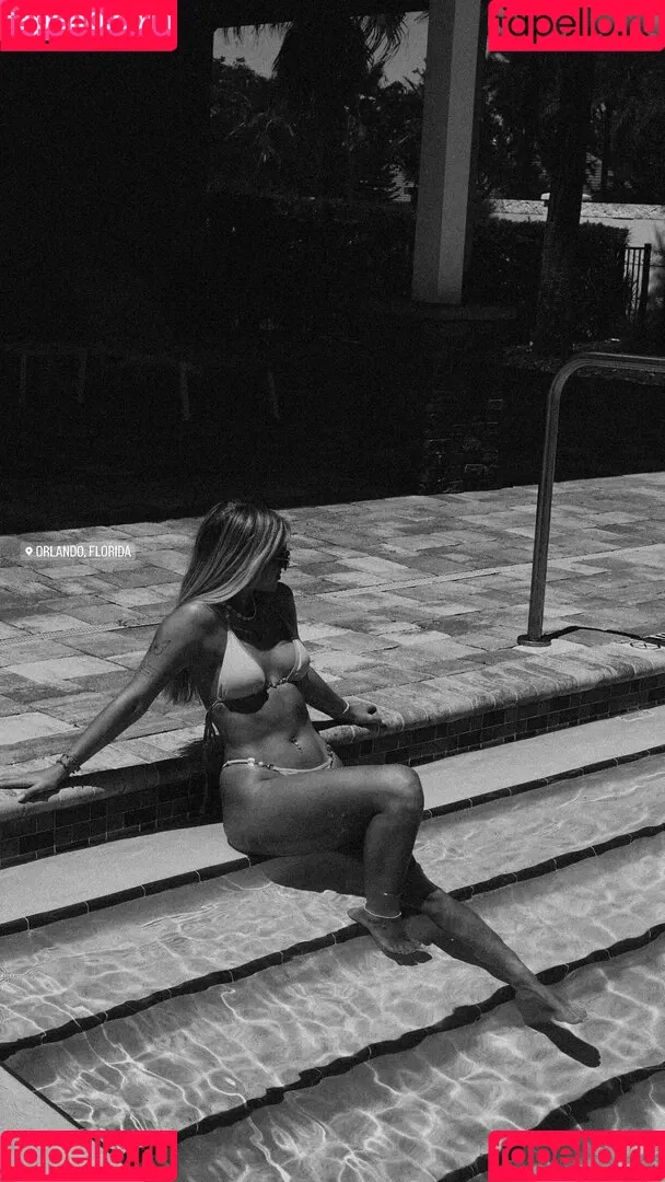 Caal.me.annaa Onlyfans Photo Gallery 