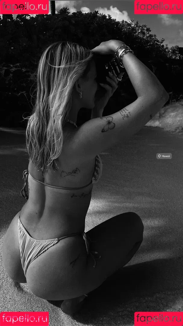 Caal.me.annaa Onlyfans Photo Gallery 