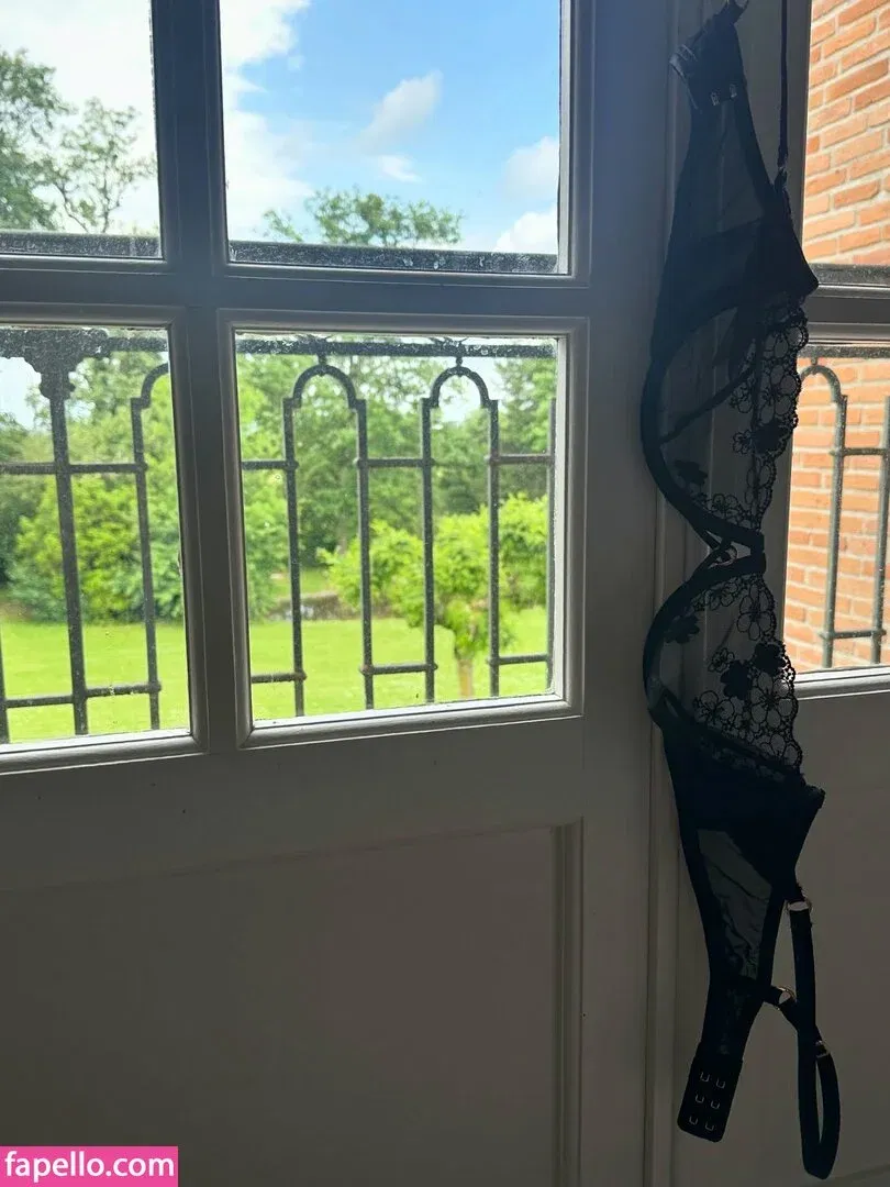 ava.belov Onlyfans Photo Gallery 