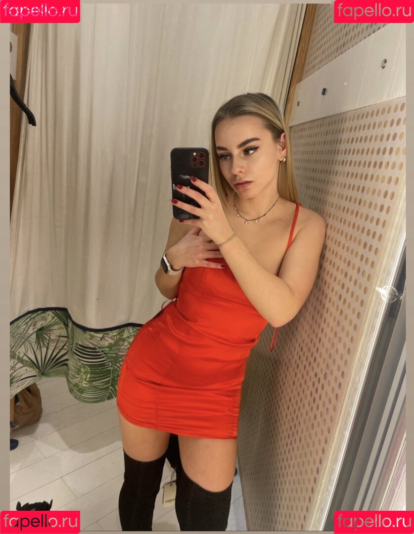 Yourname Onlyfans Photo Gallery 