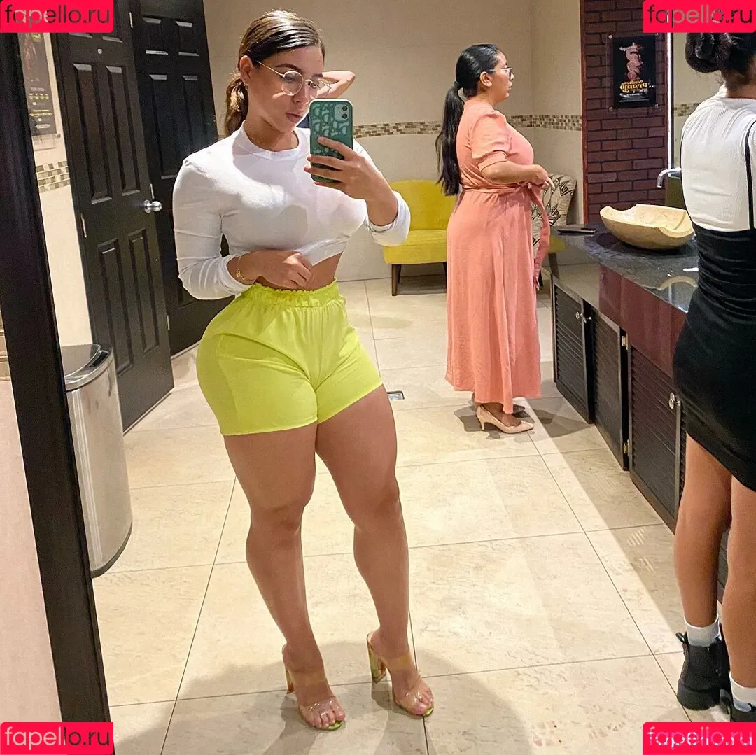 Josseline Garcia Onlyfans Photo Gallery 