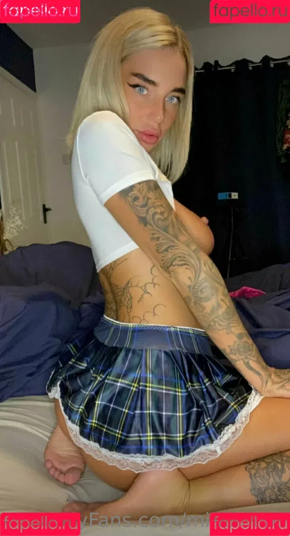 miaphilips Onlyfans Photo Gallery 