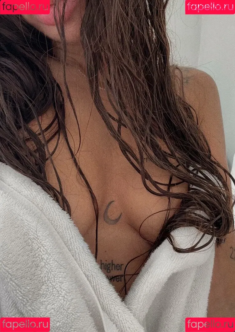 Aiza Dolmatova Onlyfans Photo Gallery 