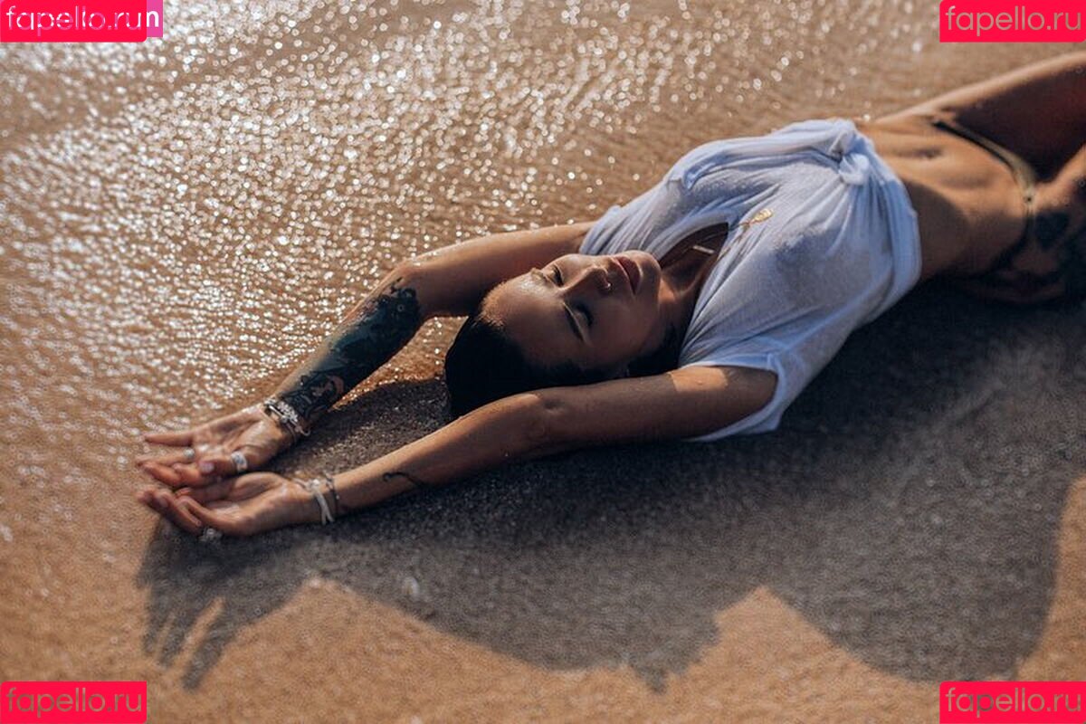 Aiza Dolmatova Onlyfans Photo Gallery 