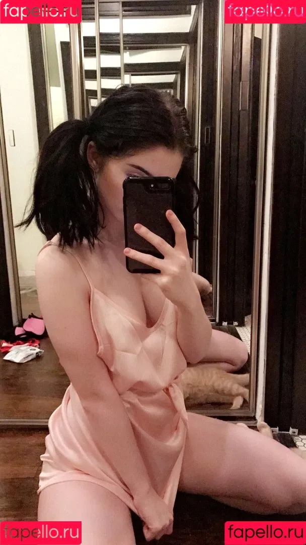 Celestia Vega Onlyfans Photo Gallery 