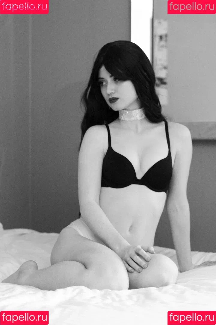 Celestia Vega Onlyfans Photo Gallery 