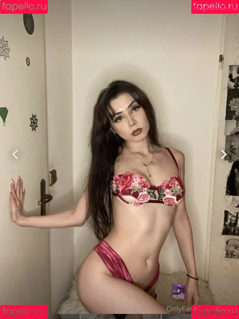 Alina Altona Onlyfans Photo Gallery 