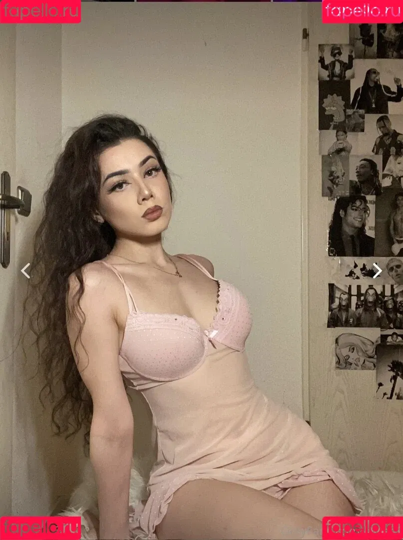 Alina Altona Onlyfans Photo Gallery 