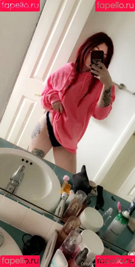 Lizzi Blake Onlyfans Photo Gallery 