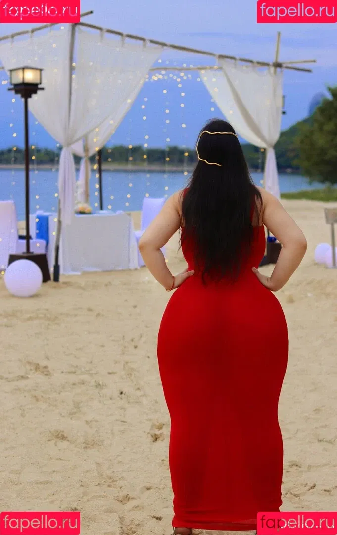 Pishen_eva Onlyfans Photo Gallery 
