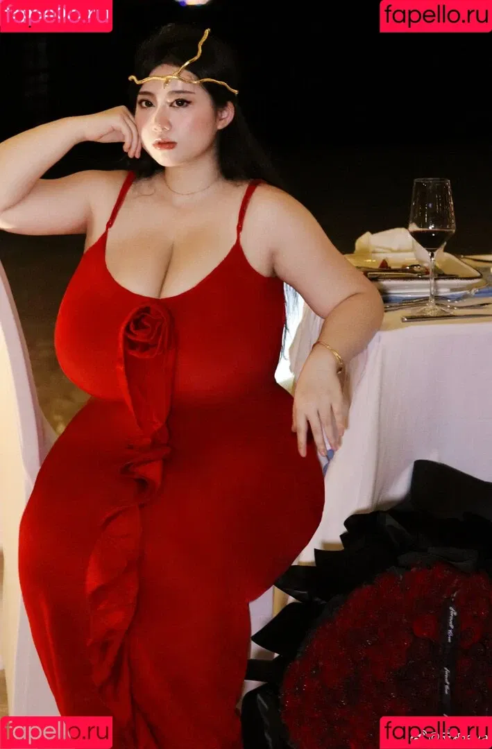 Pishen_eva Onlyfans Photo Gallery 