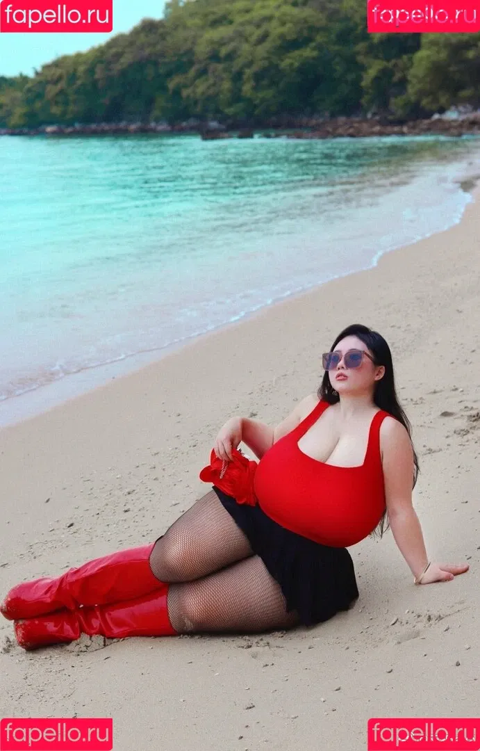 Pishen_eva Onlyfans Photo Gallery 