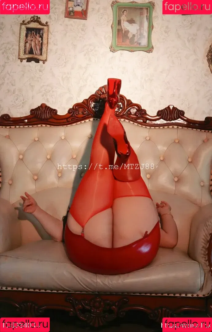 Pishen_eva Onlyfans Photo Gallery 