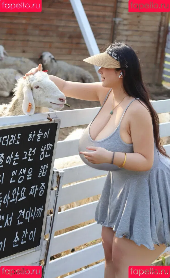 Pishen_eva Onlyfans Photo Gallery 