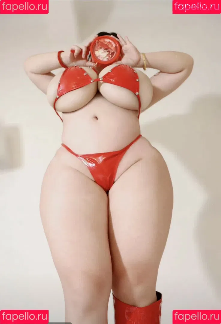 Pishen_eva Onlyfans Photo Gallery 
