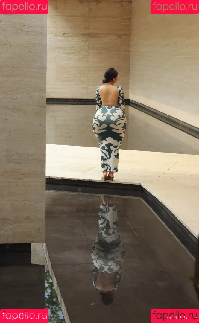 Pishen_eva Onlyfans Photo Gallery 