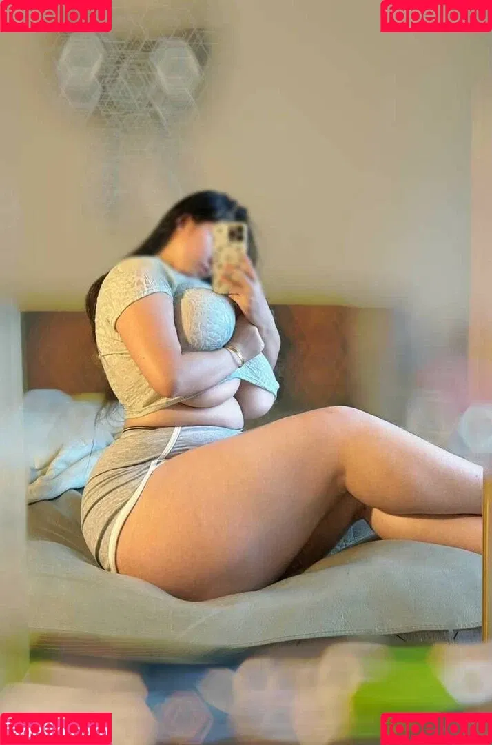 Pishen_eva Onlyfans Photo Gallery 