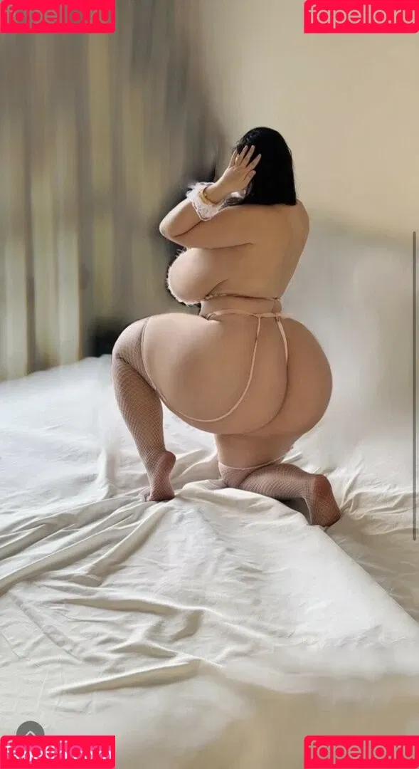 Pishen_eva Onlyfans Photo Gallery 