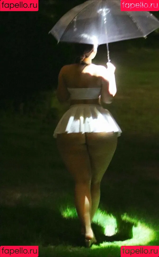Pishen_eva Onlyfans Photo Gallery 