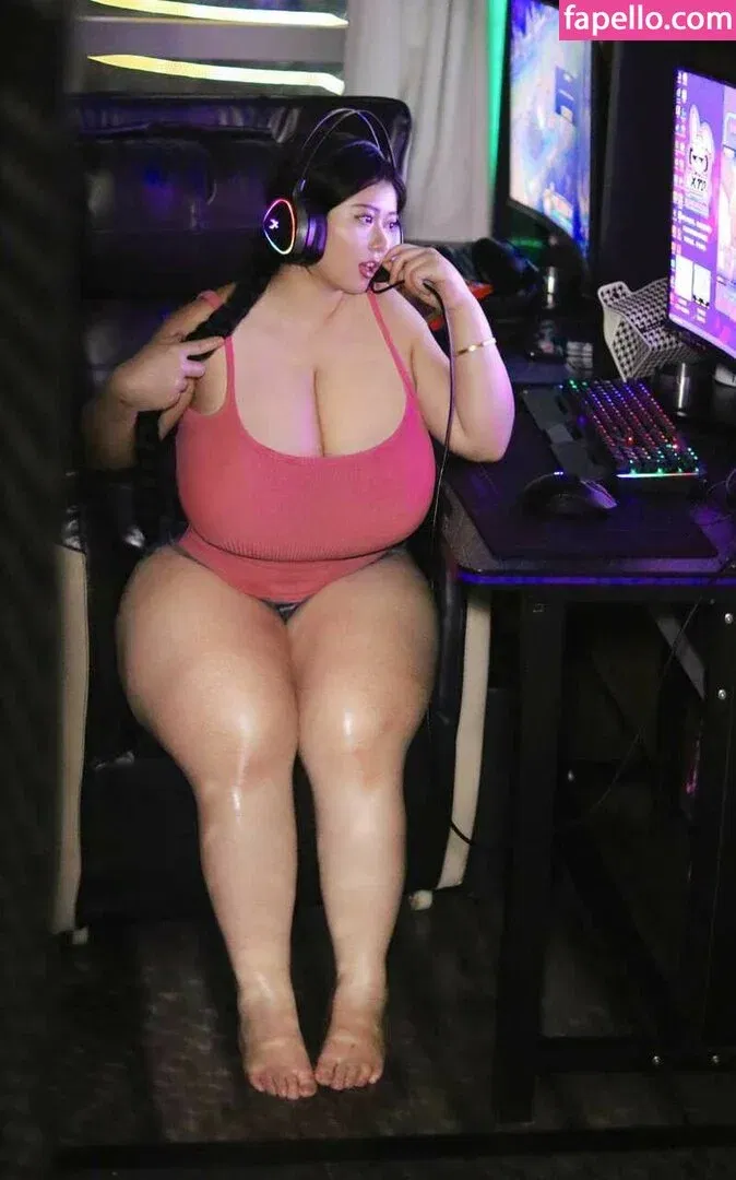 Pishen_eva Onlyfans Photo Gallery 