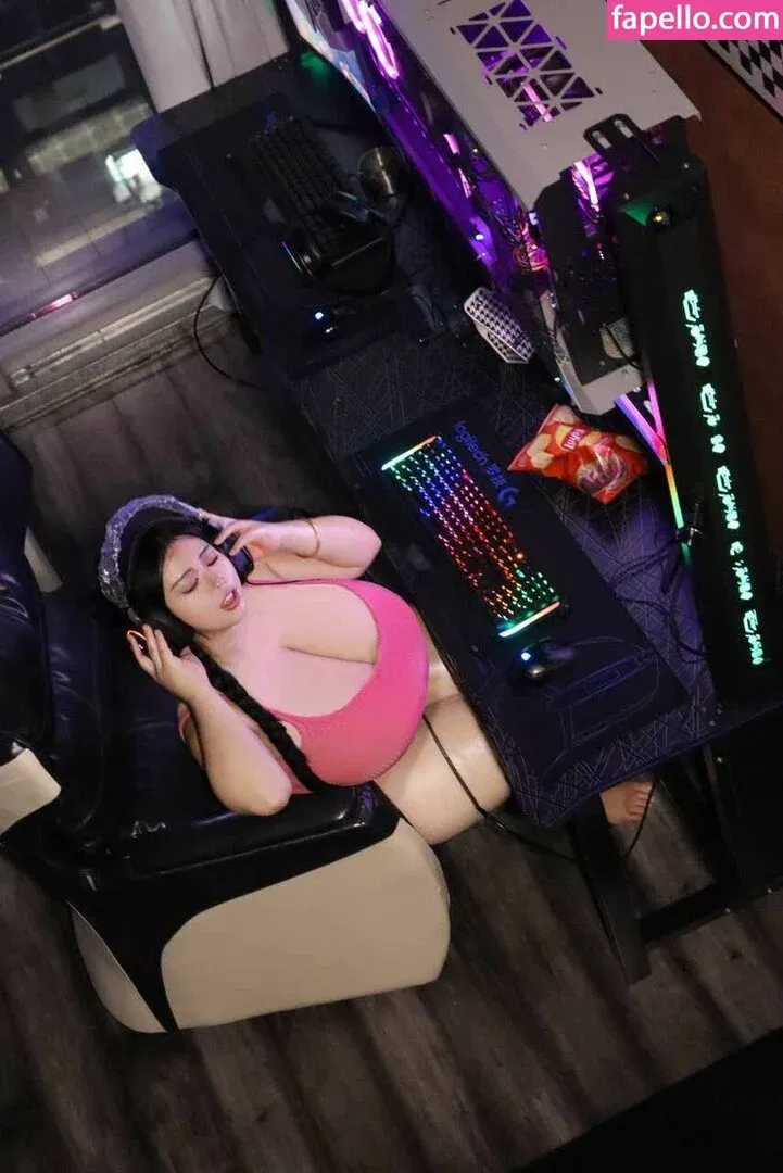 Pishen_eva Onlyfans Photo Gallery 