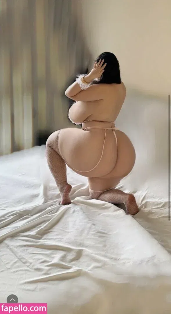 Pishen_eva Onlyfans Photo Gallery 