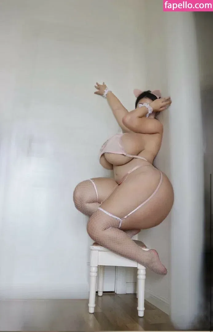 Pishen_eva Onlyfans Photo Gallery 