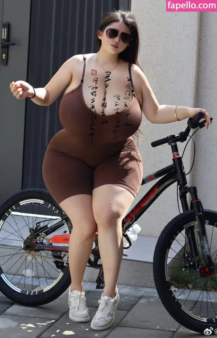 Pishen_eva Onlyfans Photo Gallery 