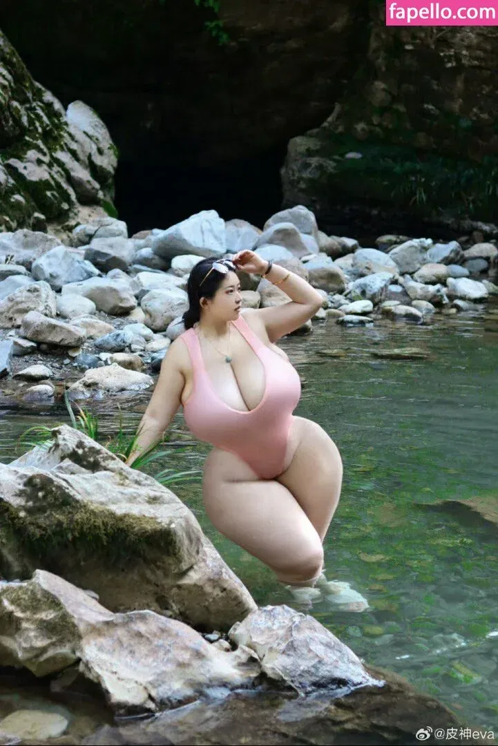 Pishen_eva Onlyfans Photo Gallery 