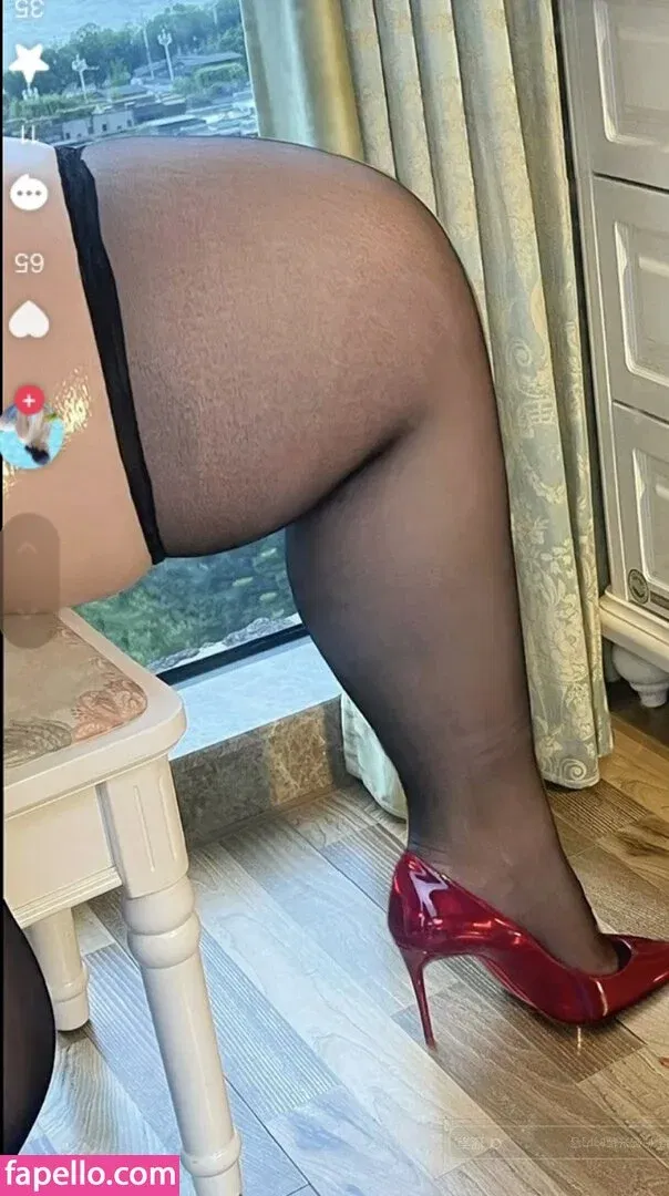 Pishen_eva Onlyfans Photo Gallery 