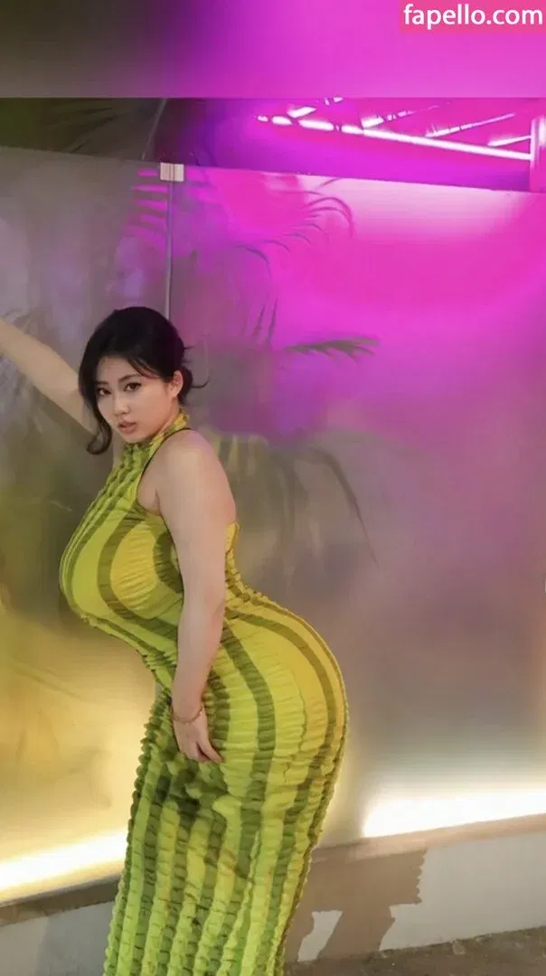 Pishen_eva Onlyfans Photo Gallery 