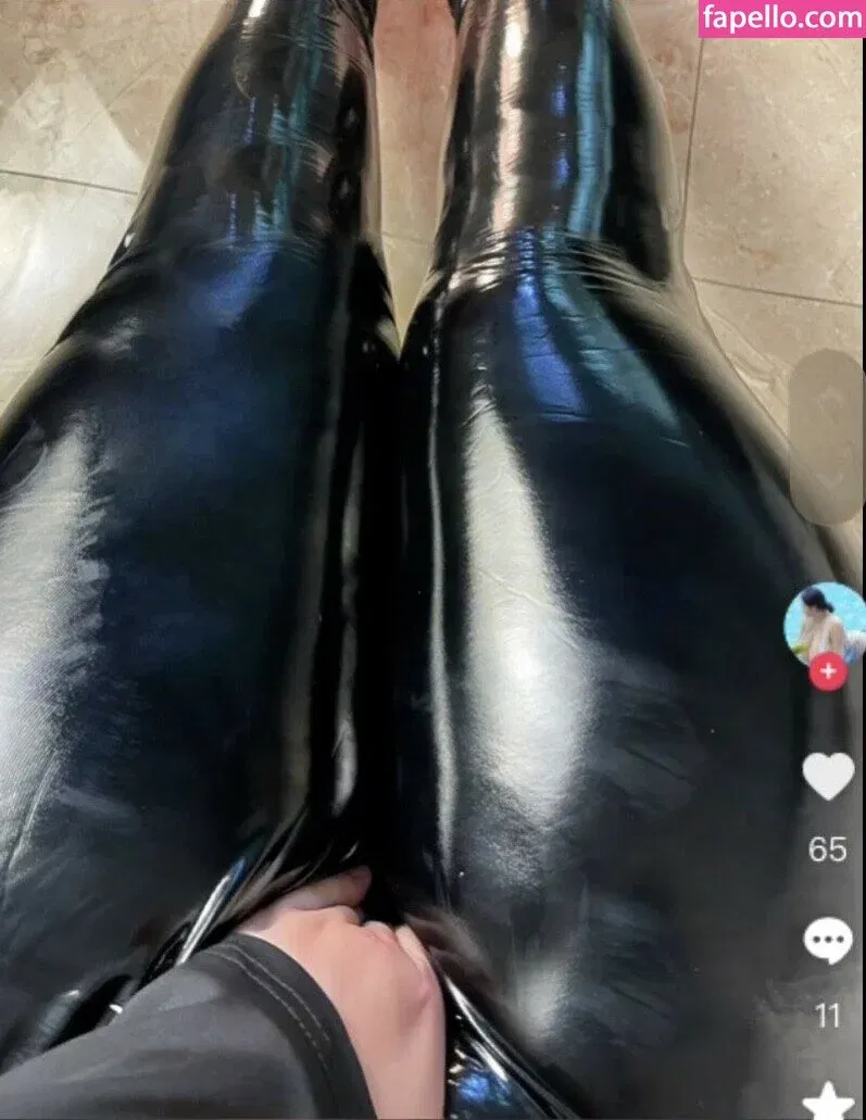 Pishen_eva Onlyfans Photo Gallery 