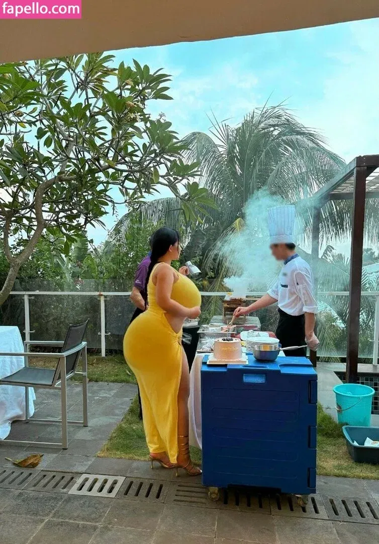 Pishen_eva Onlyfans Photo Gallery 