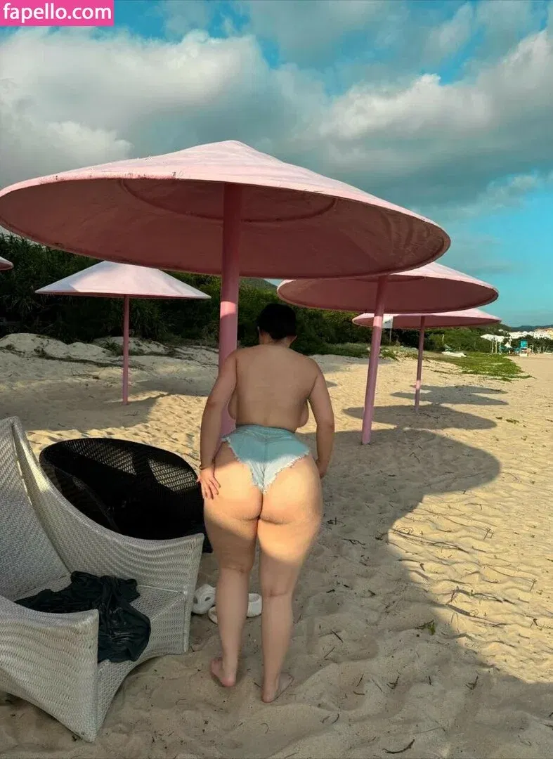 Pishen_eva Onlyfans Photo Gallery 