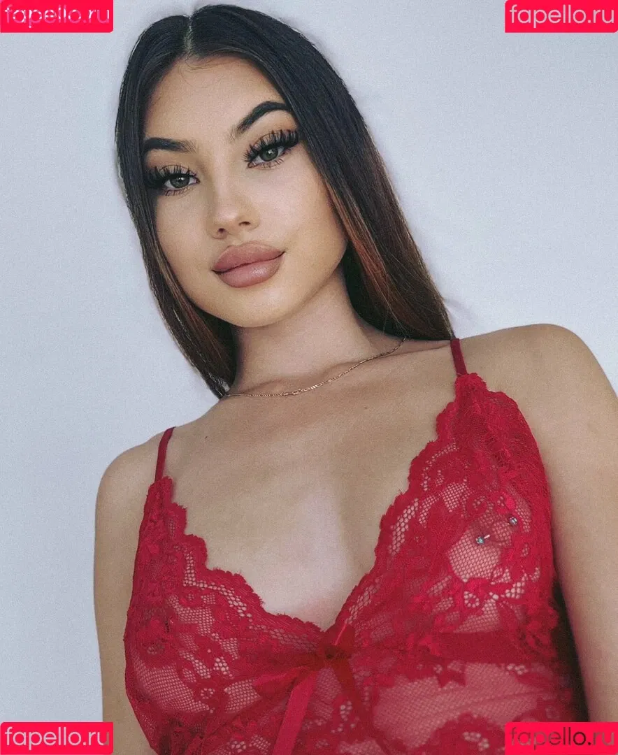 Andreea_raisa18 Onlyfans Photo Gallery 