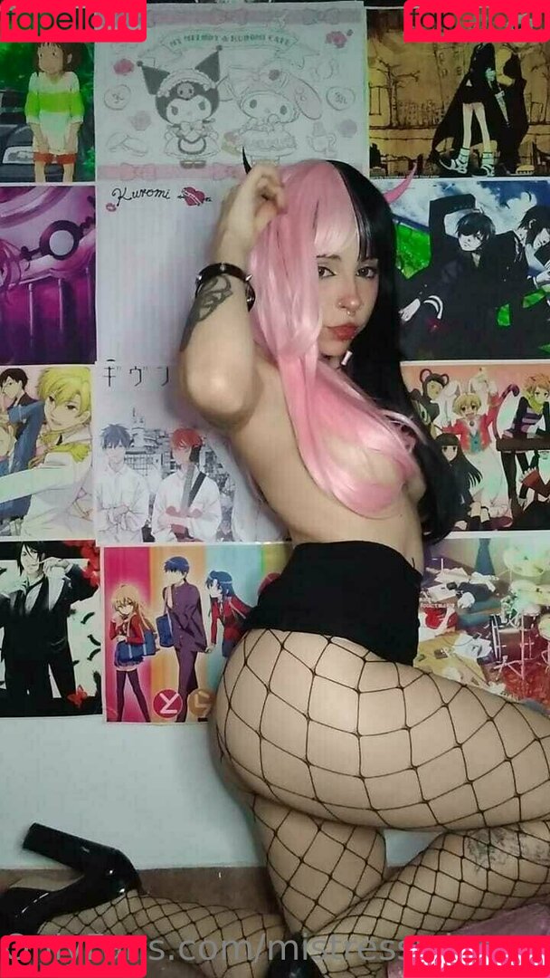 mistresswinona Onlyfans Photo Gallery 