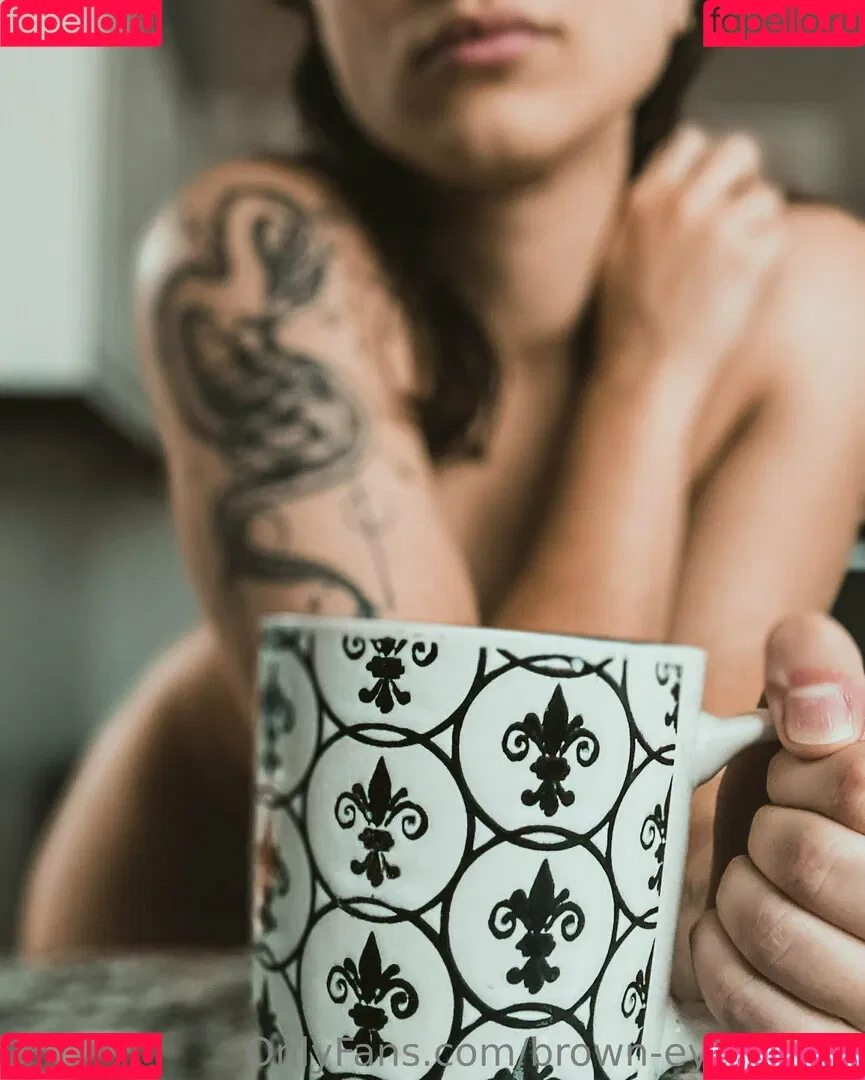 brown-eyed-kitty Onlyfans Photo Gallery 