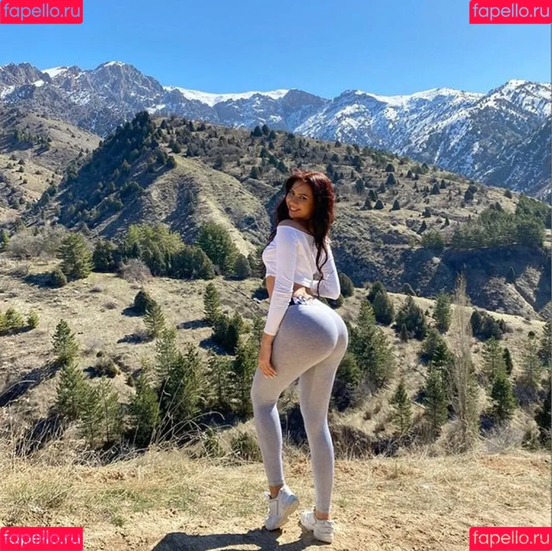 Elena Ibraginova Onlyfans Photo Gallery 