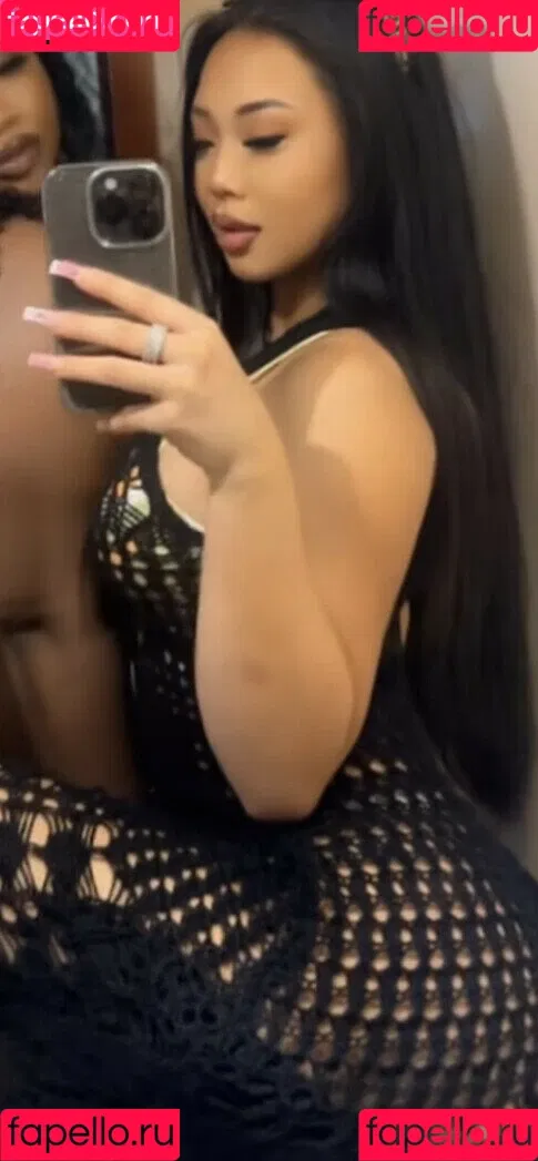 Thailiian Onlyfans Photo Gallery 