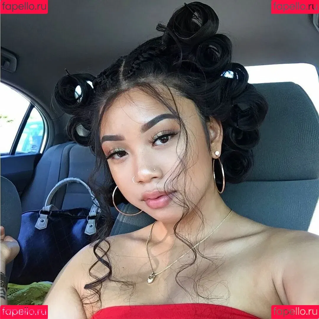 Thailiian Onlyfans Photo Gallery 