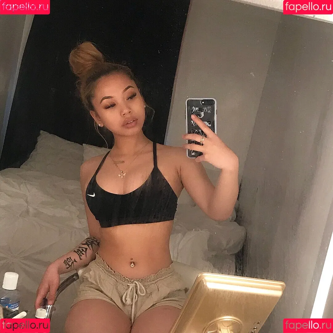 Thailiian Onlyfans Photo Gallery 