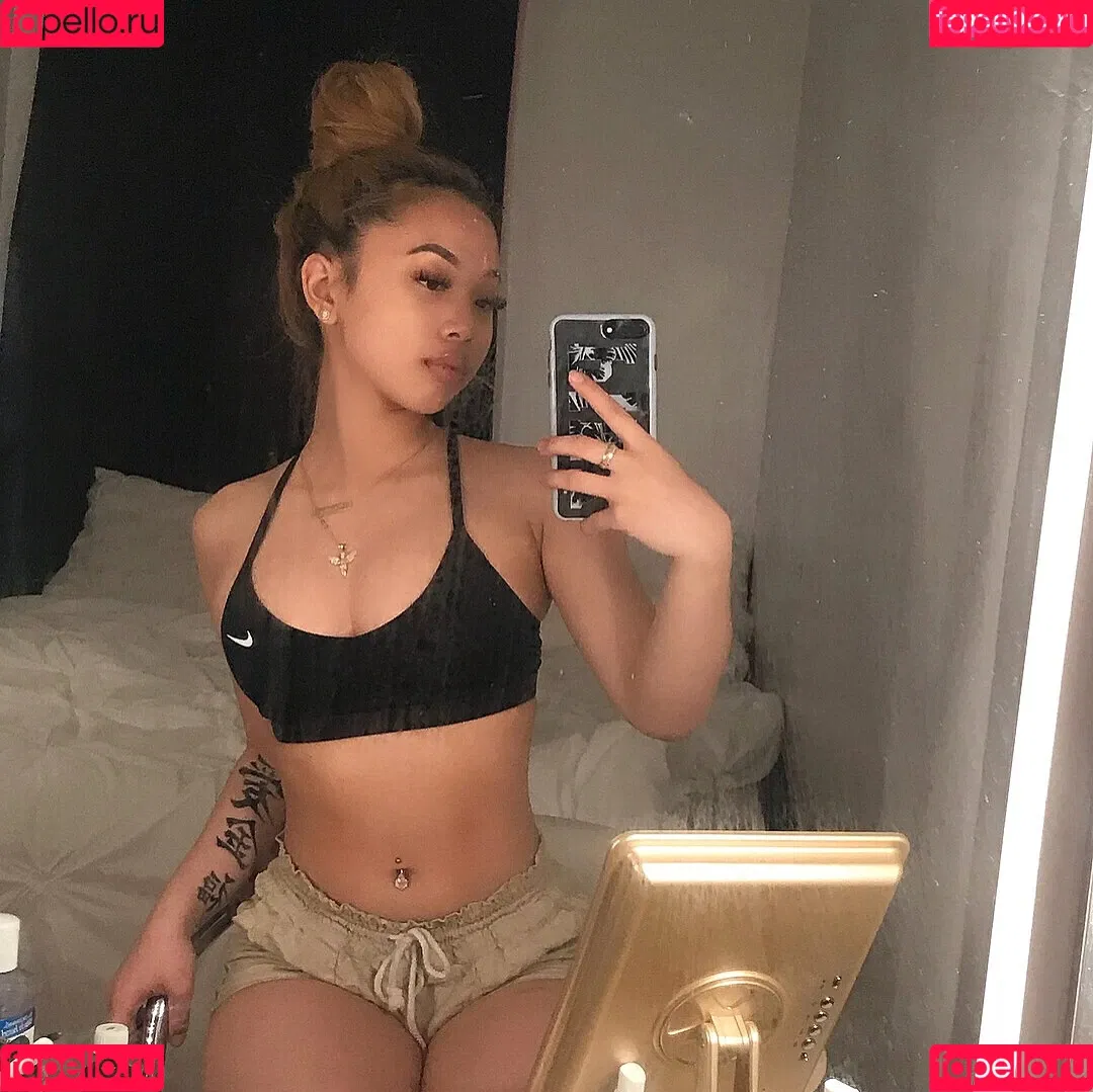 Thailiian Onlyfans Photo Gallery 