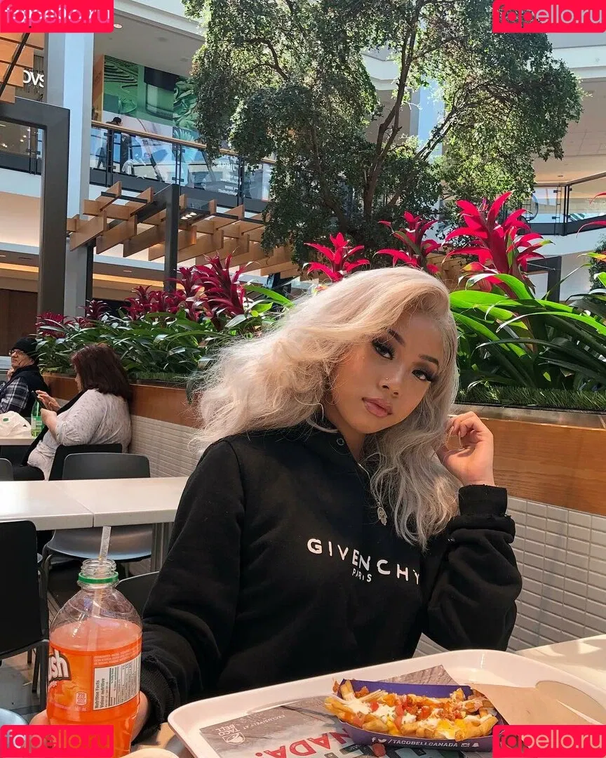 Thailiian Onlyfans Photo Gallery 