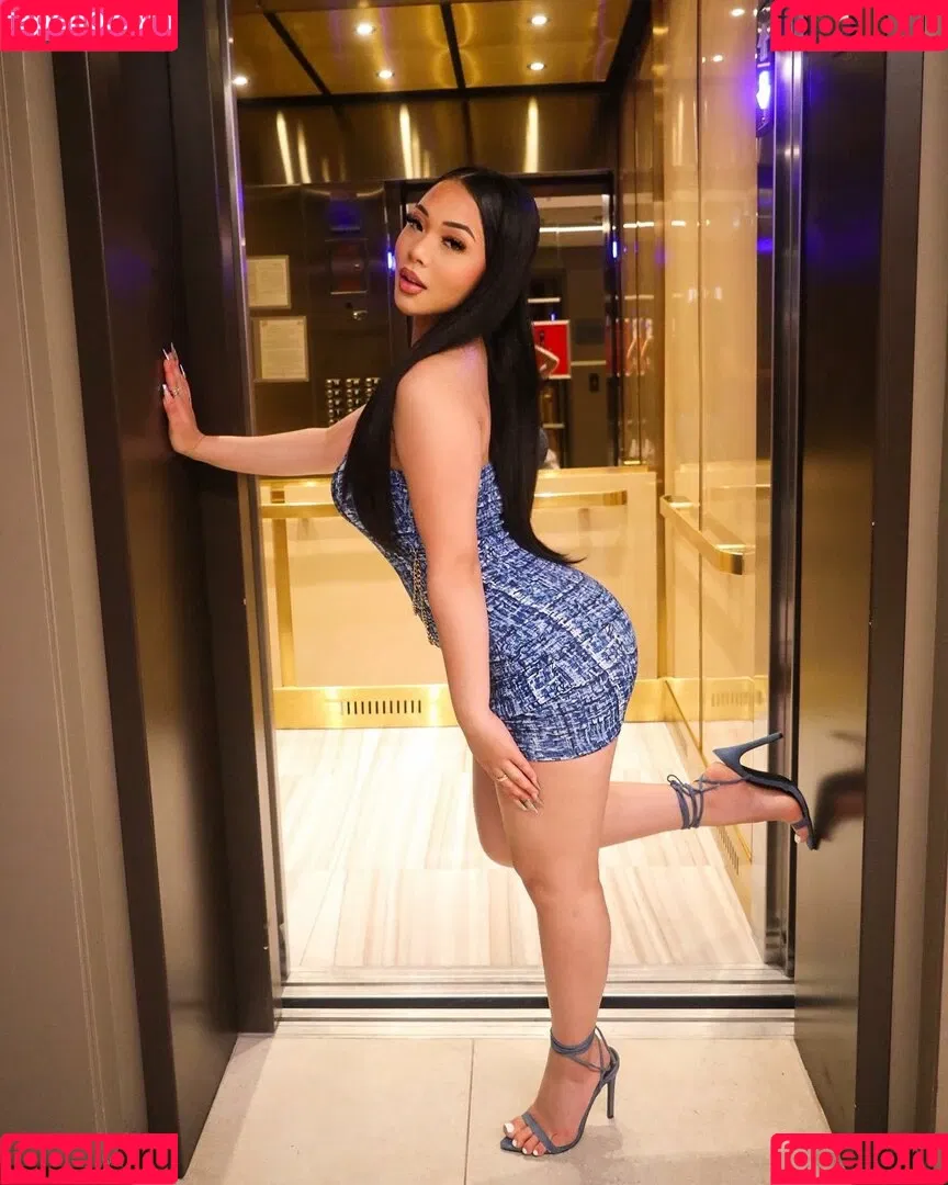 Thailiian Onlyfans Photo Gallery 