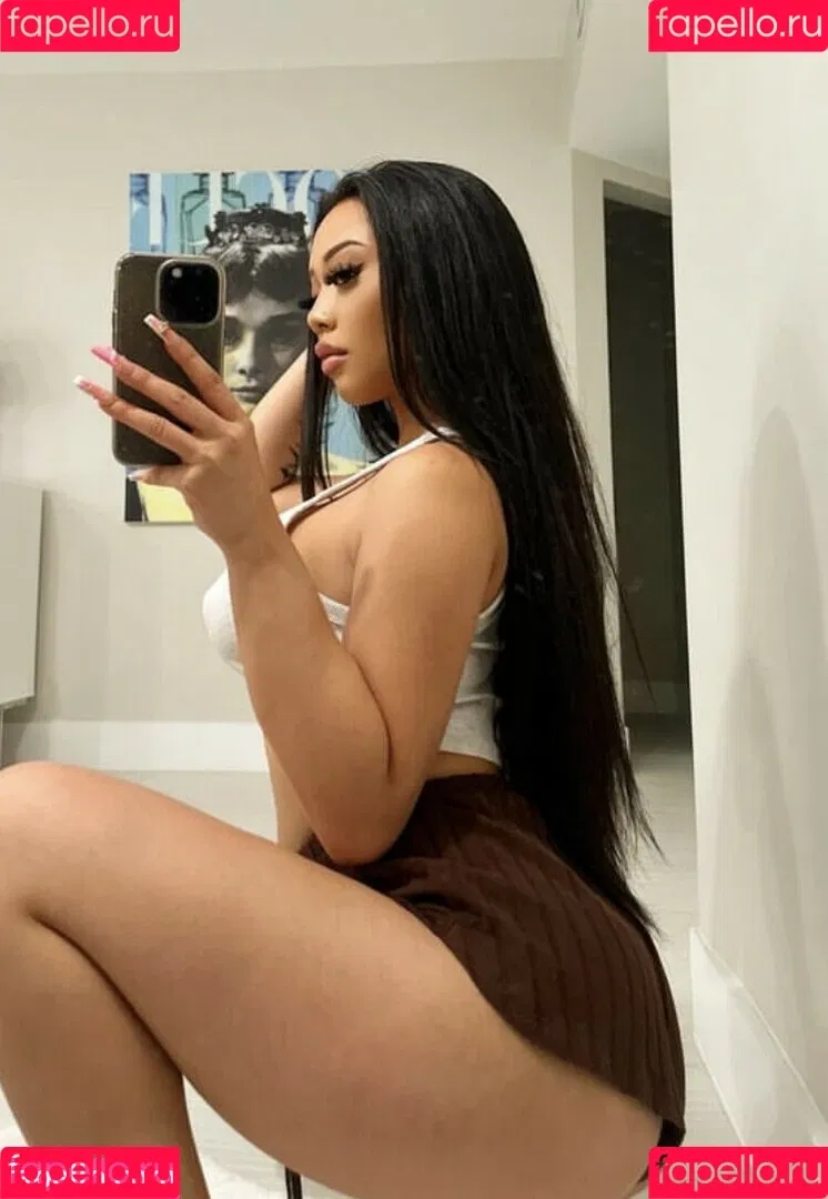 Thailiian Onlyfans Photo Gallery 