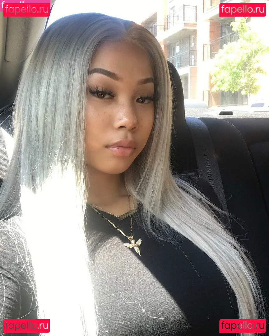 Thailiian Onlyfans Photo Gallery 