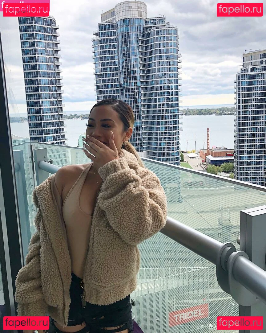 Thailiian Onlyfans Photo Gallery 