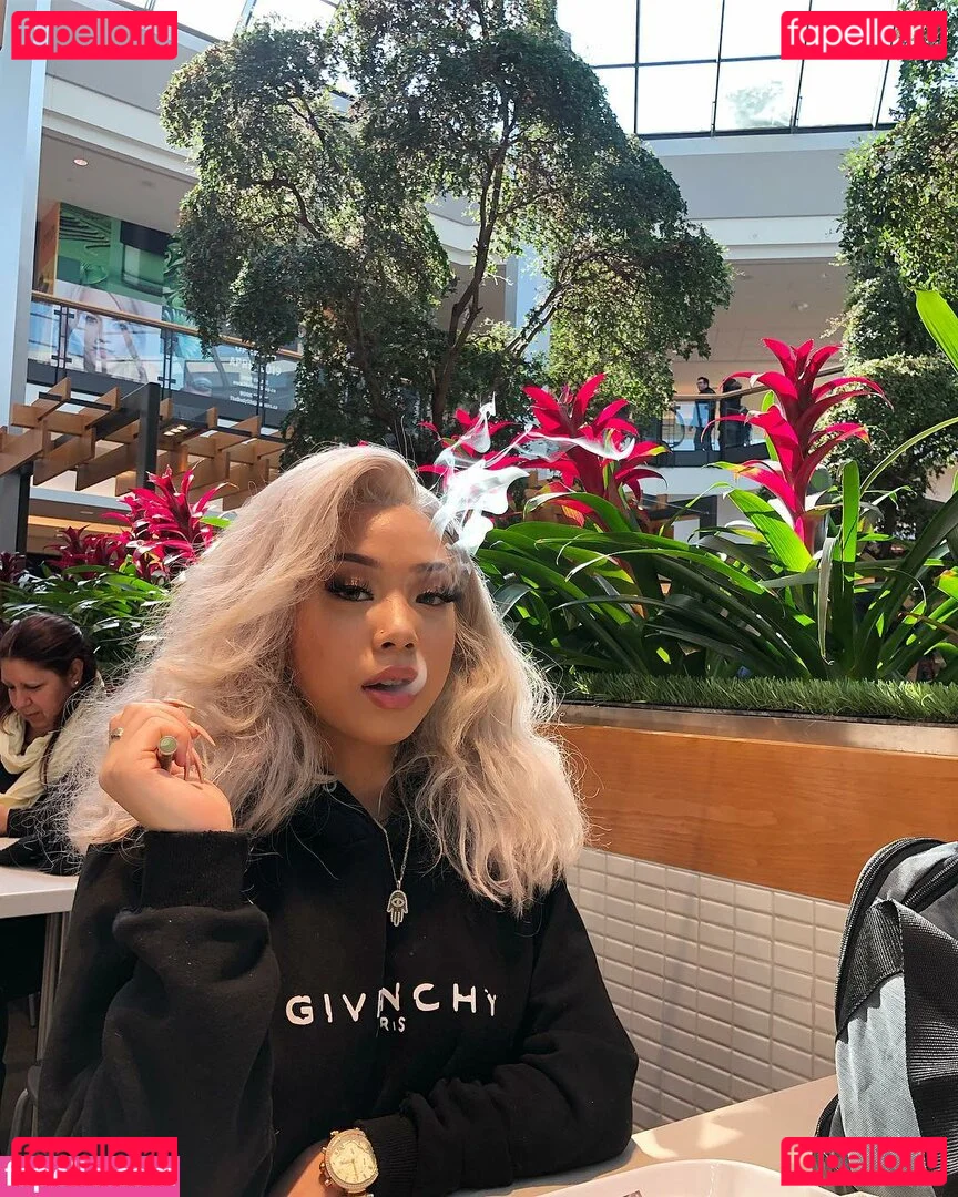 Thailiian Onlyfans Photo Gallery 